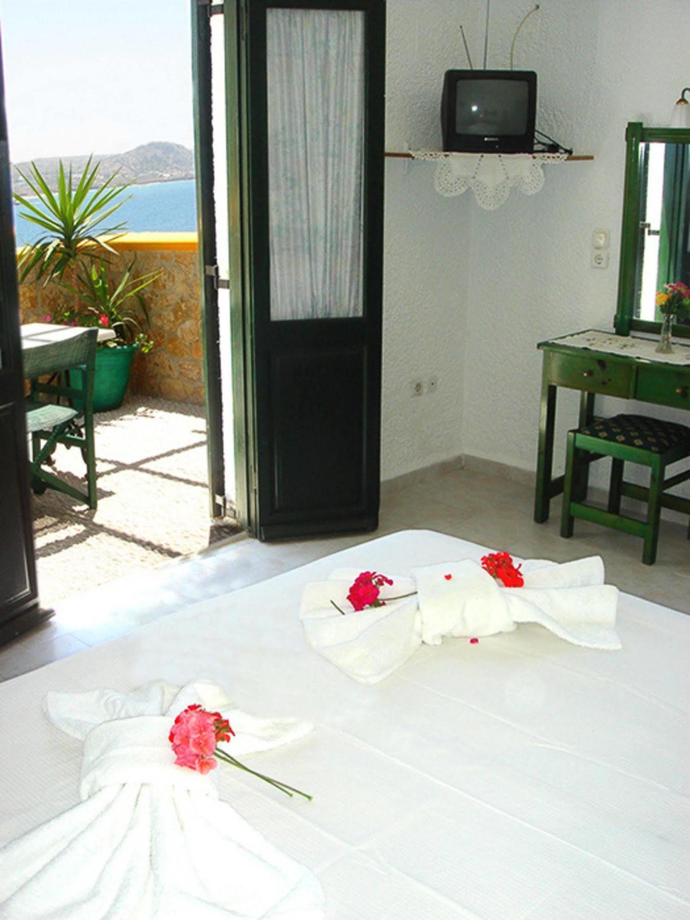 Finiki View Hotel Apartments 外观 照片